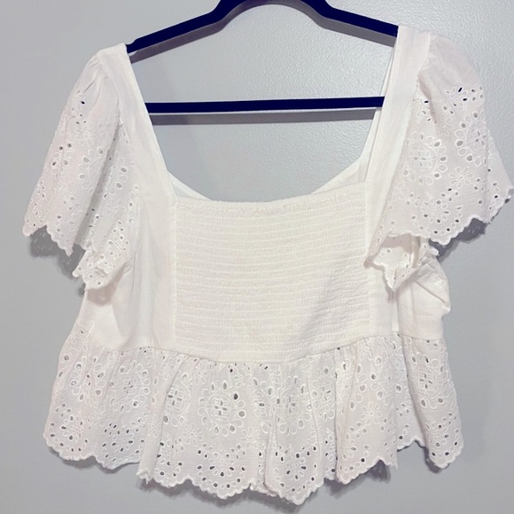 American Eagle flutter sleeve cropped blouse - Picture 4 of 5